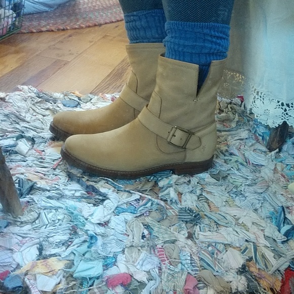 Frye Shoes - Frye boots